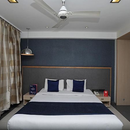 The Sirona Hotel Pune Esterno foto