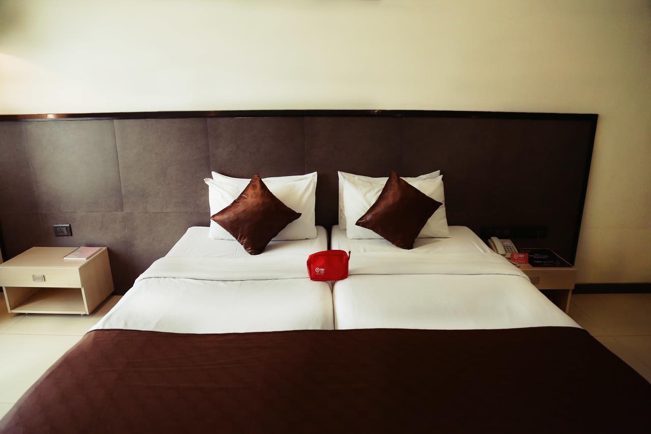 The Sirona Hotel Pune Esterno foto